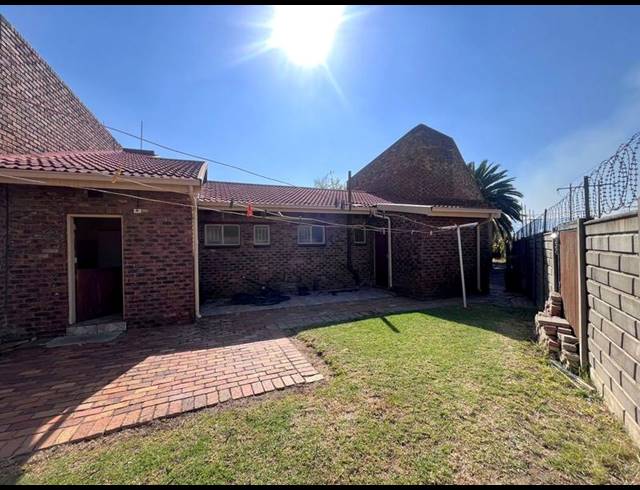 4 BEDROOM PROPERTY TO RENT IN FREEWAY PARK